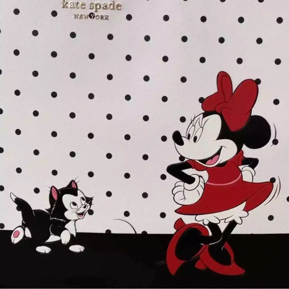 New Kate Spade Disney X Minnie Mouse Universal Laptop Sleeve Black White